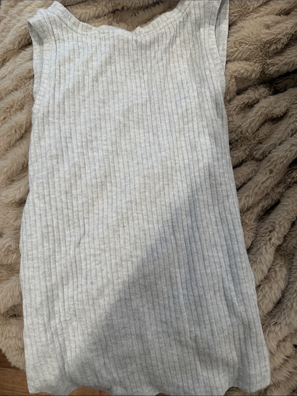 Light Gray Ribbed Tank Top - Picture 3 of 3